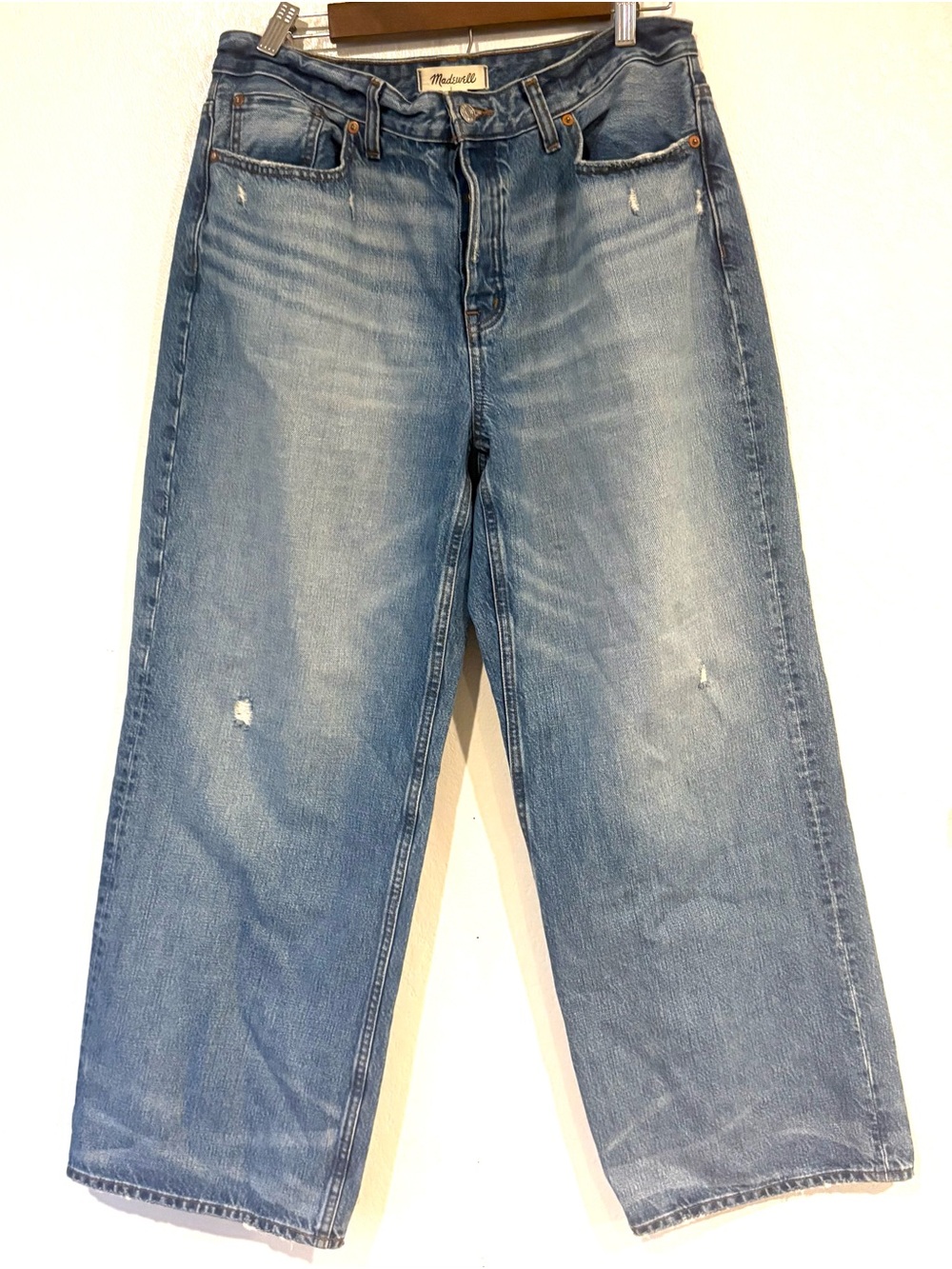 Madewe!! Curvy Low-Slung Baggy Jeans
Distressed Talla Wash Petite 29P